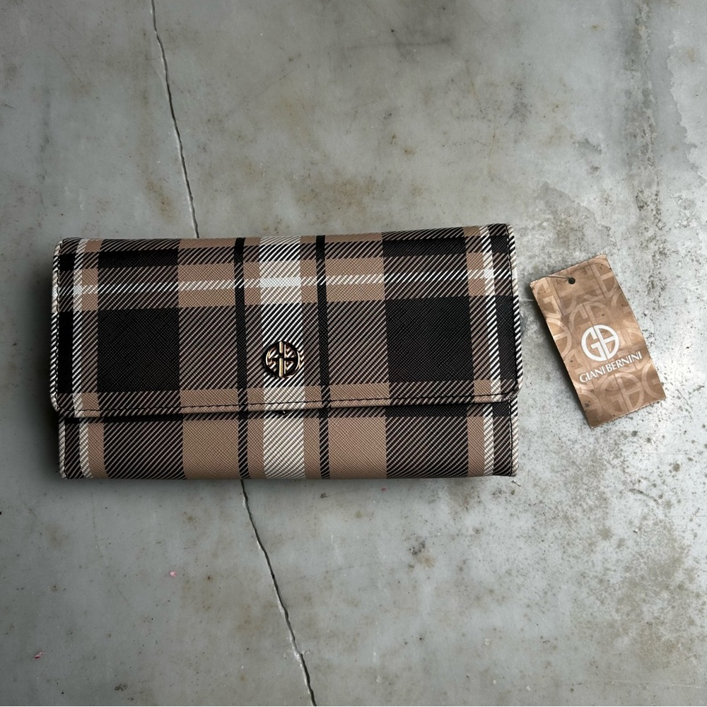 Giani Bernini Checkered Wallet in Black and Brown oatmeal plaid
